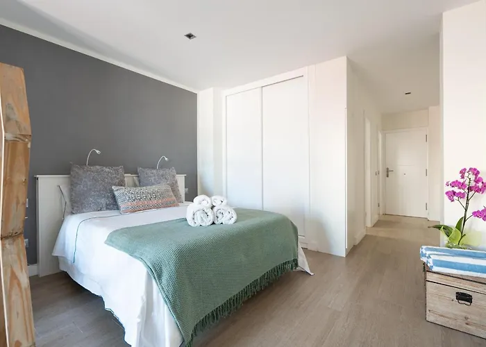 Casita Sunwaves- El 19 De Padre Cueto, Canteras