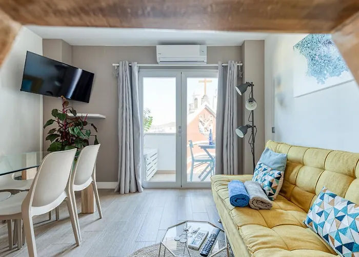 Casita Sunwaves- El 19 De Padre Cueto, Canteras *